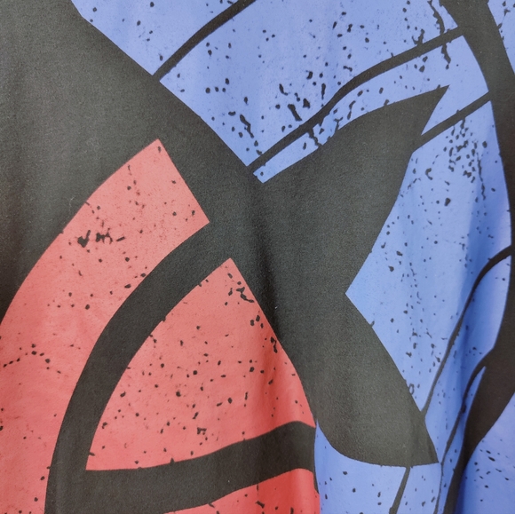 Disney Parks Marvel Captain America Winter Soldier Men's Split Logo T-shirt, XL - Picture 2 of 7